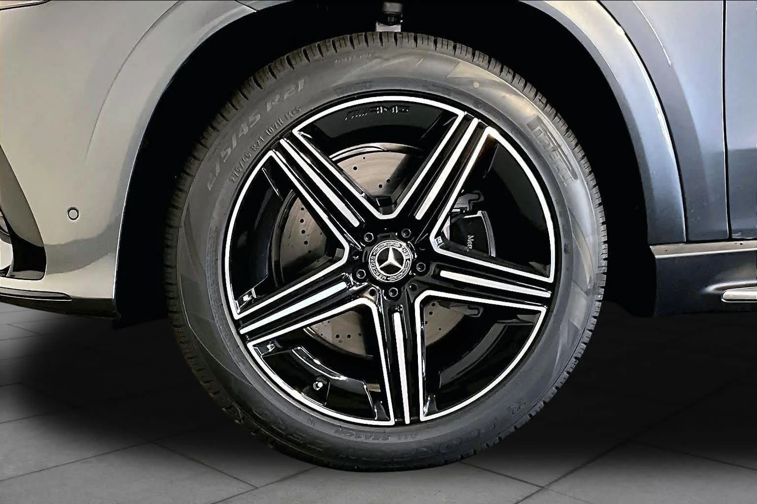 New 2026 Selenite Grey Metallic Mercedes-Benz GLE 450 image 17