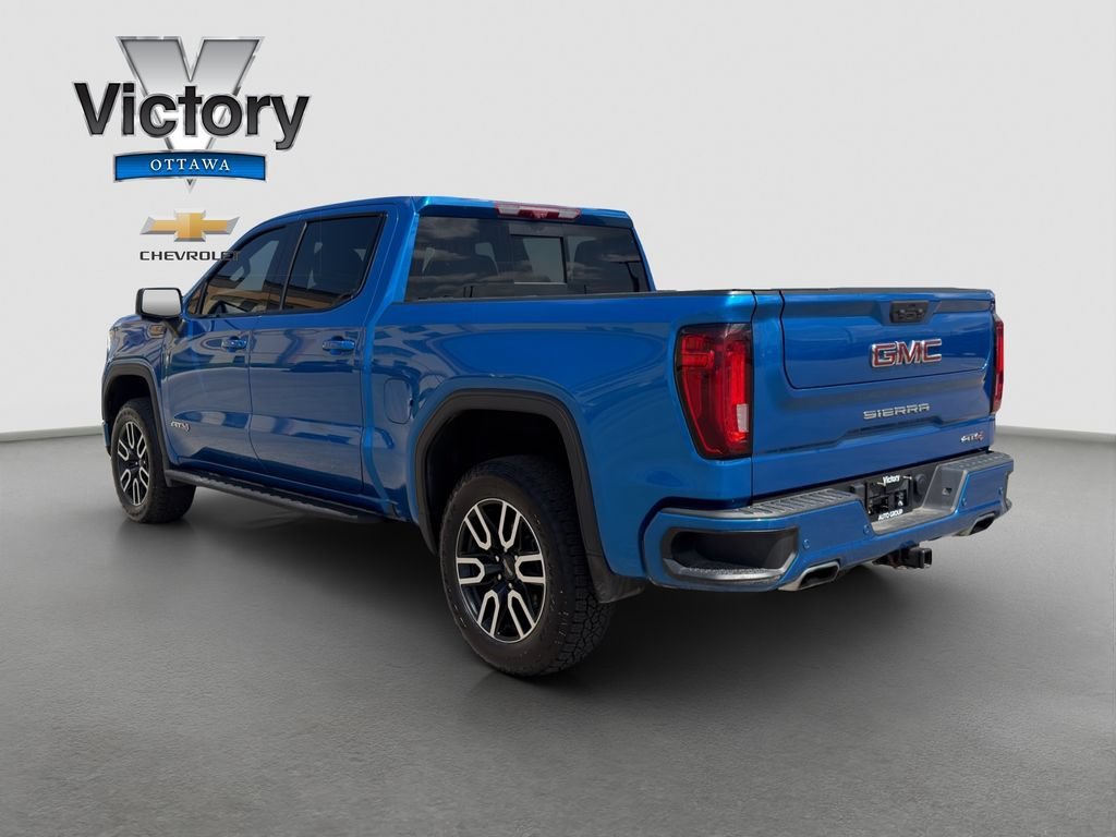 Used 2023 Dynamic Blue Metallic GMC AT4 image 4