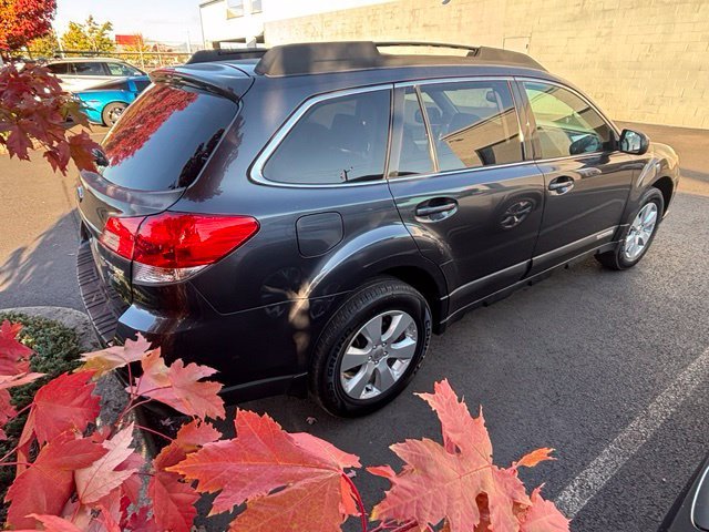 Used 2011 Gray Subaru 2.5i Premium image 2