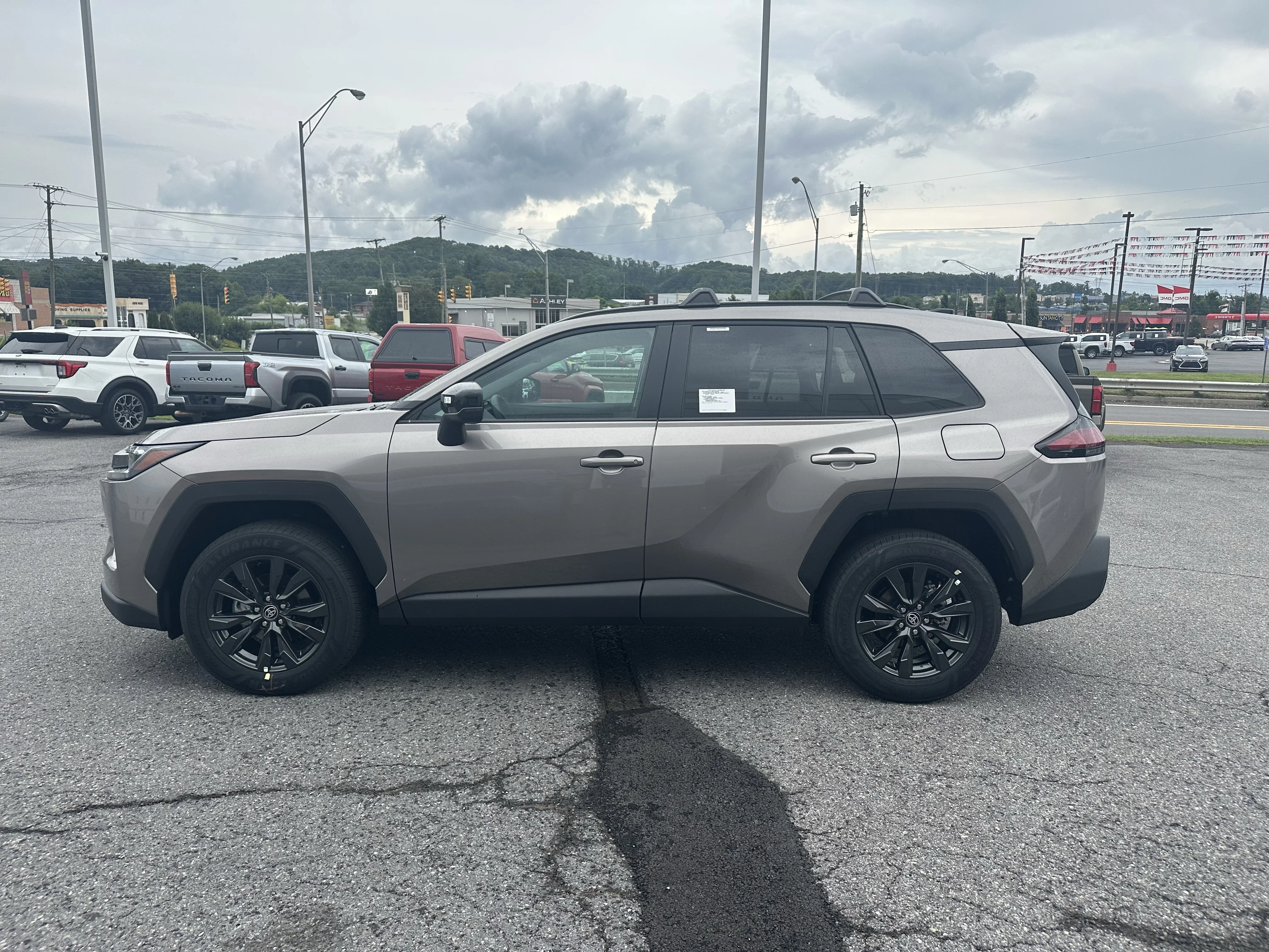 New 2026 METEOR SHOWER Toyota XLE Premium image 6