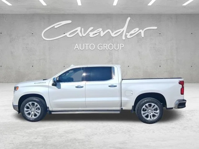 Used 2023 IRIDESCENT PEARL TRICOAT Chevrolet LTZ image 14