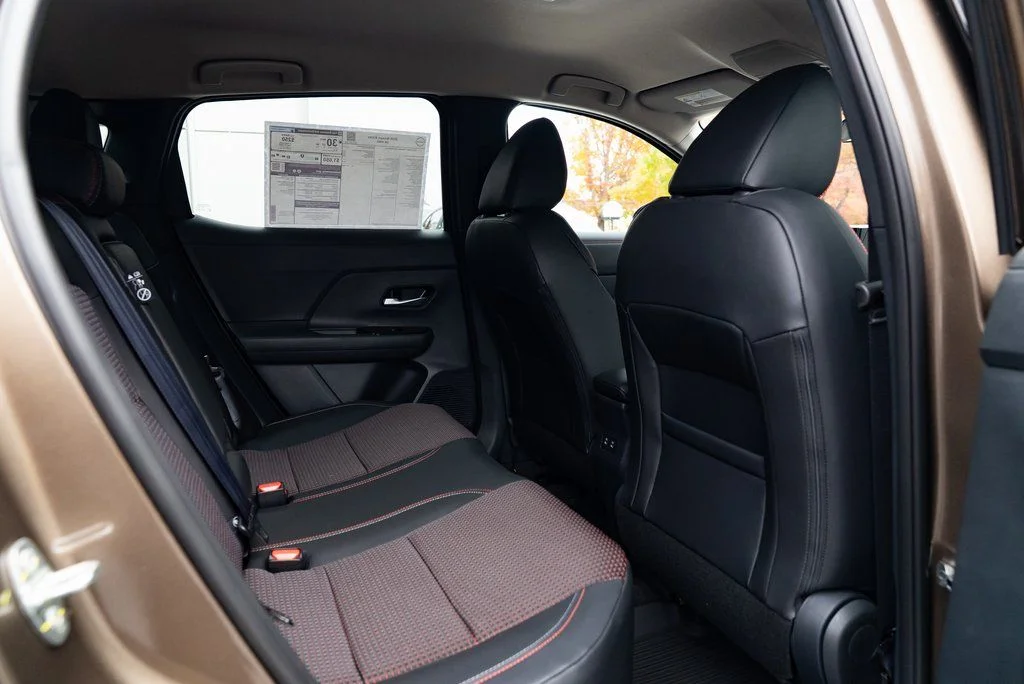 New 2026 Canyon Bronze Metallic Nissan SR image 23