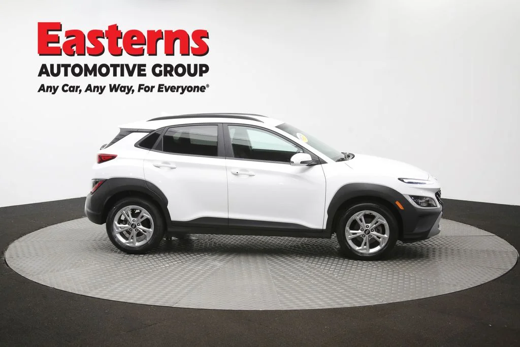 Used 2023 White Hyundai SEL image 44