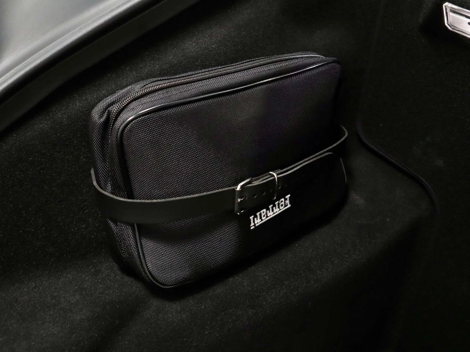 Certified Used 2018 Nero Ferrari  image 11