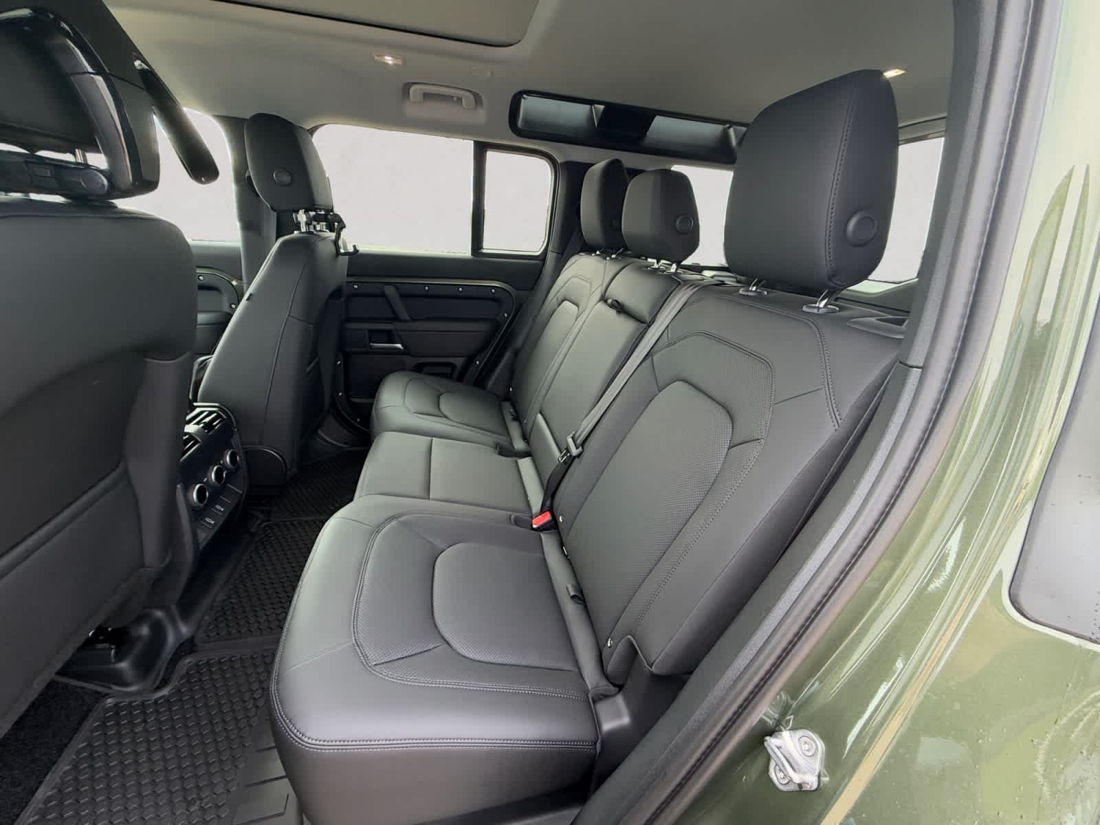 New 2026 green Land Rover S image 13