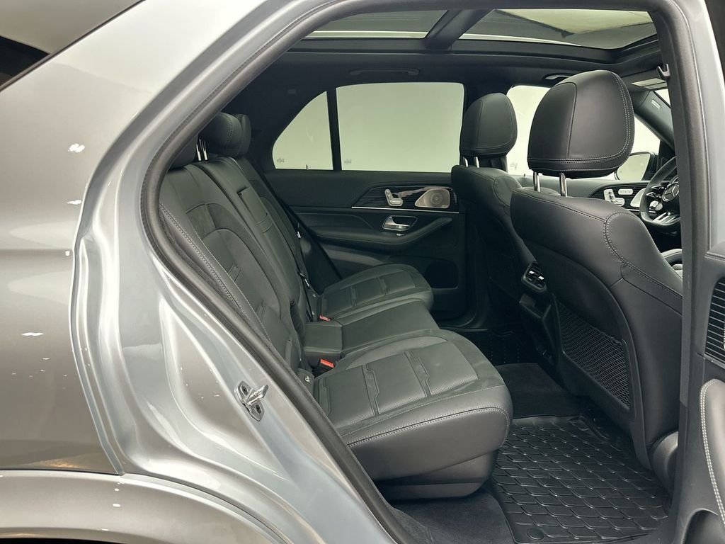 Used 2024 Cirrus Silver Metallic Mercedes-Benz GLE 53 AMG® image 19