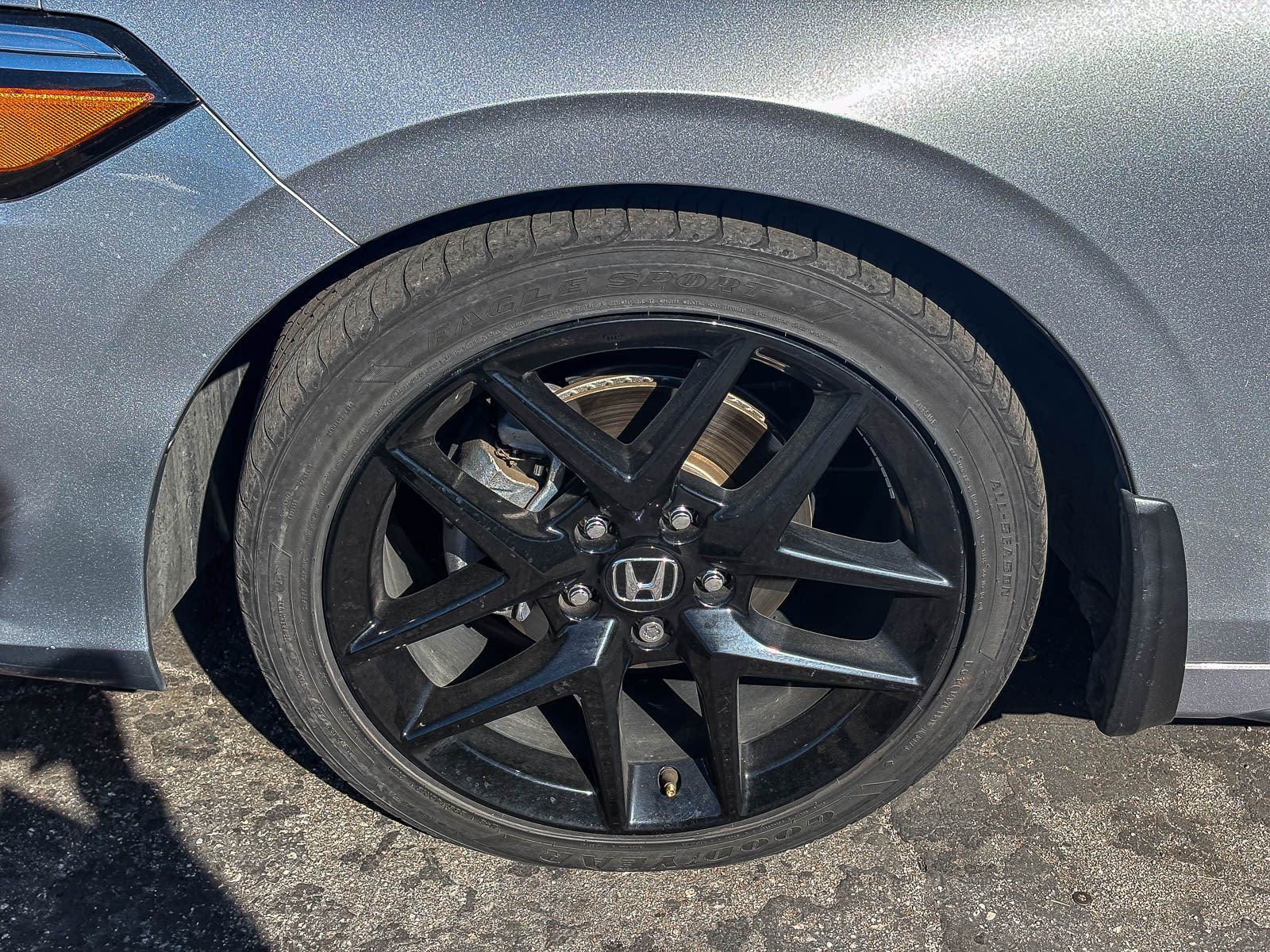 Used 2024 Lunar Silver Metallic Honda Sport image 9