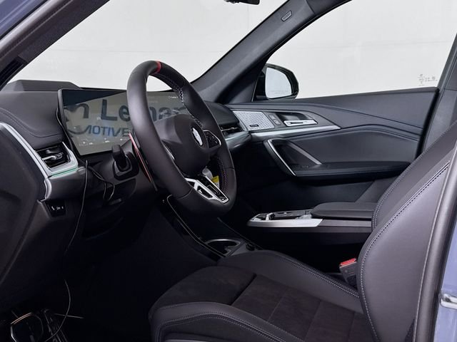 2025 BMW X1 M35i - Photo 10