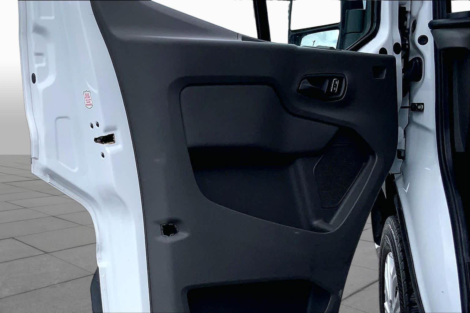 Used 2025 Oxford White Ford XLT image 20