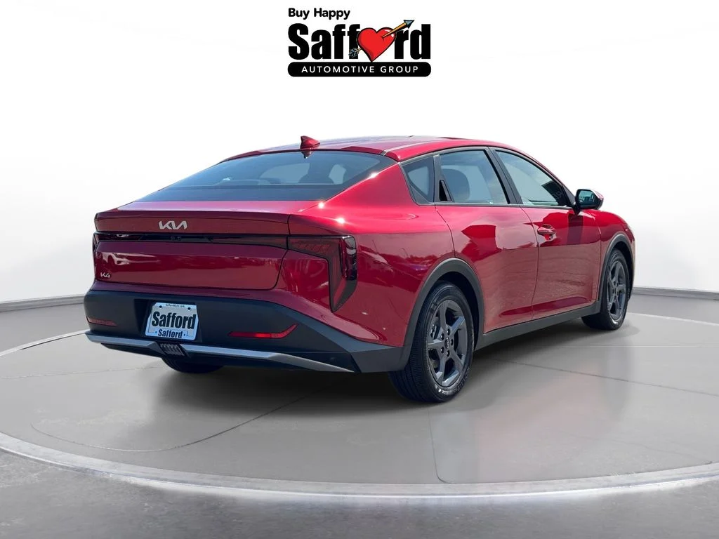 Used 2025 Red Kia LXS image 9