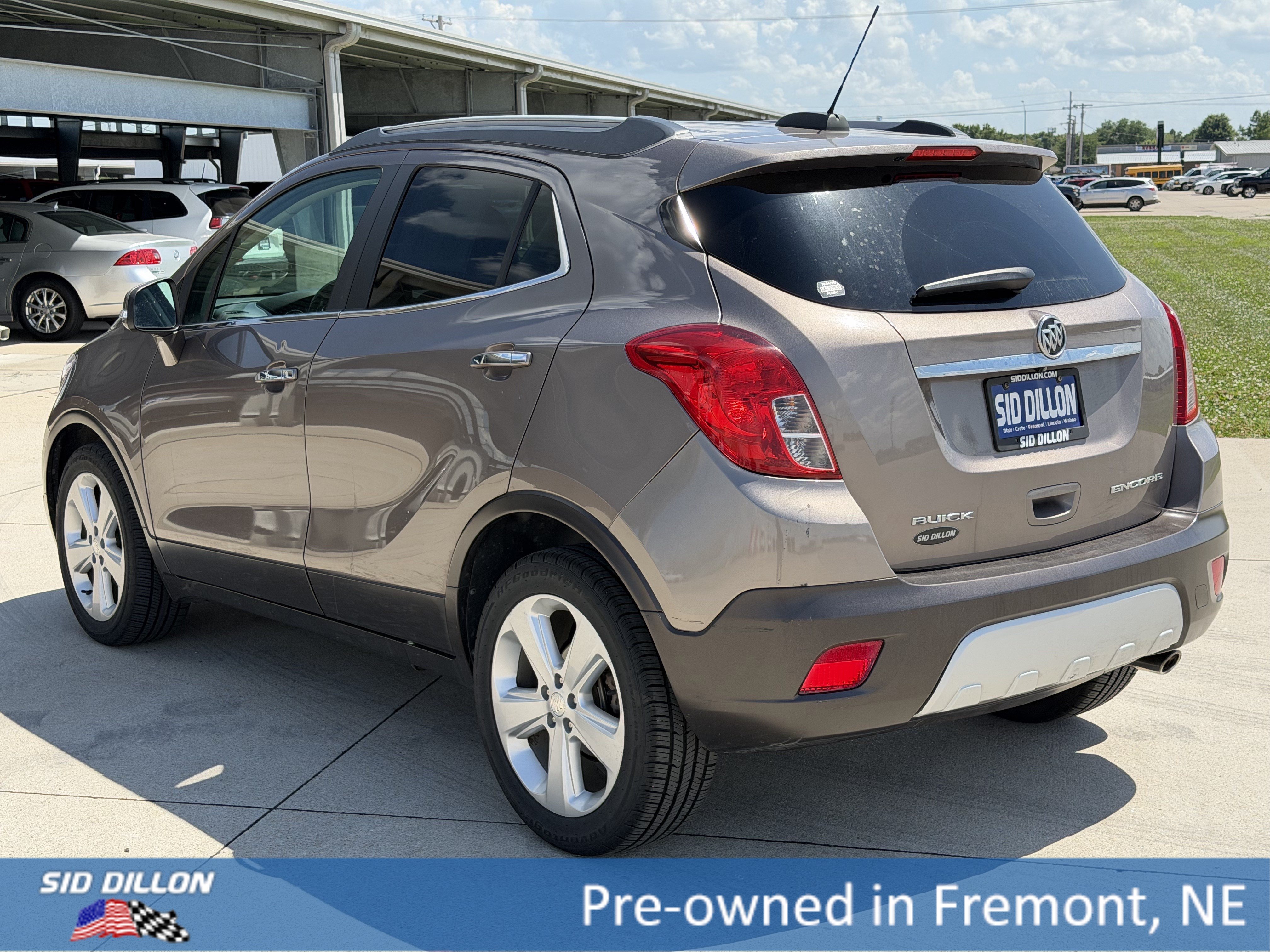 Used 2015 Cocoa Silver Metallic Buick Convenience image 13