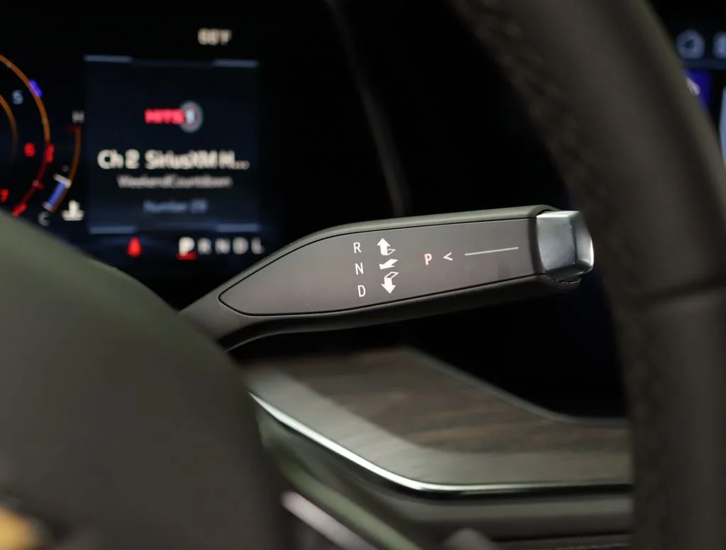 New 2026 Summit White Chevrolet LT image 21
