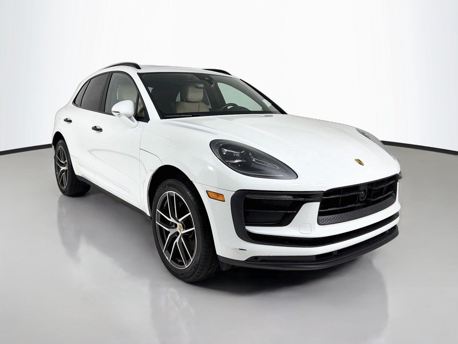 Used 2023 White Porsche  image 31