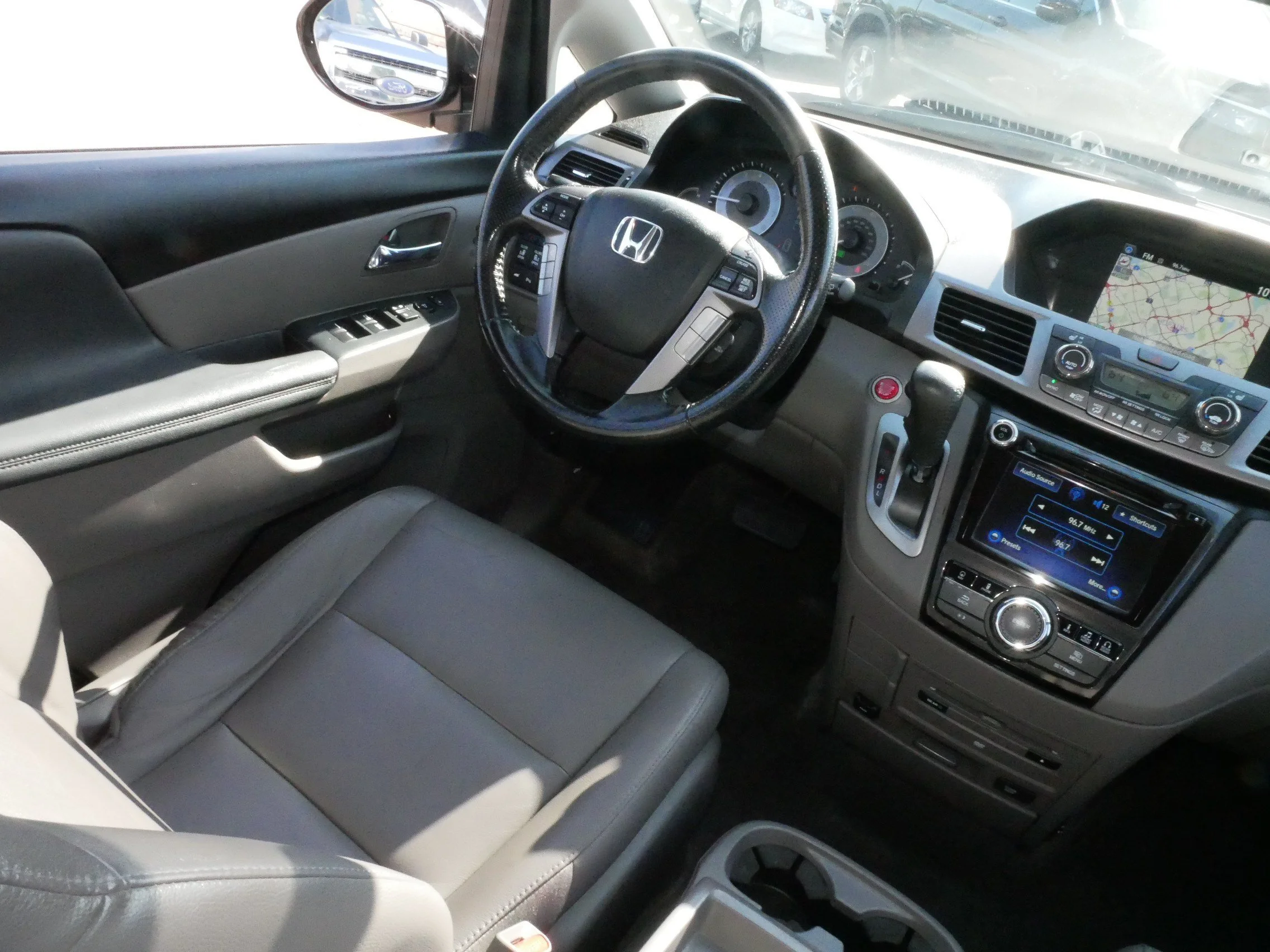 Used 2016 Smoky Topaz Metallic Honda Touring image 9