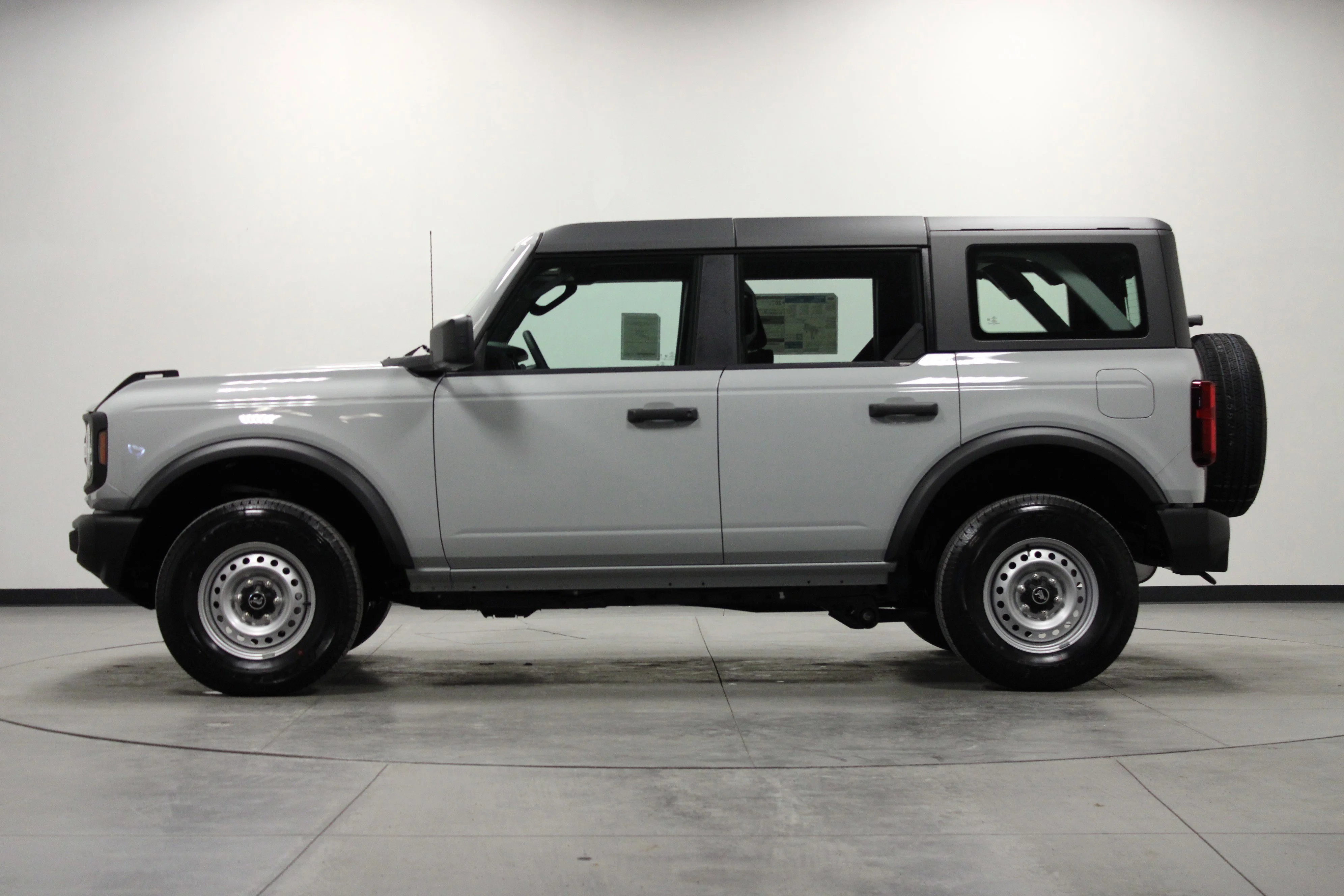 New 2026 Avalanche Ford Base image 7