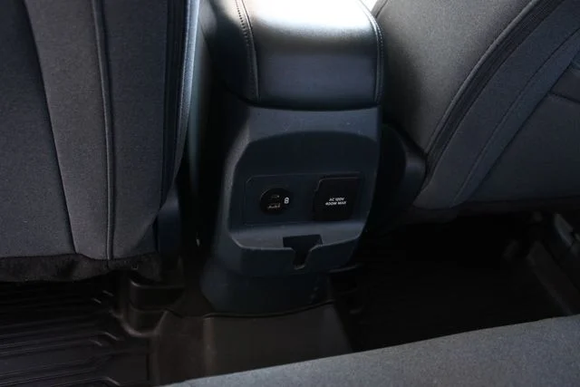 Used 2024 White Ford XLT image 23