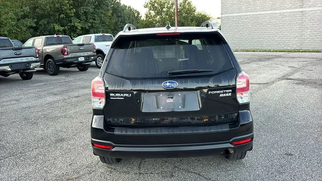 Used 2017 Black Subaru 2.5i Premium image 29