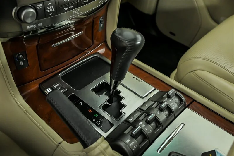 Used 2009 Starfire Pearl Lexus  image 30
