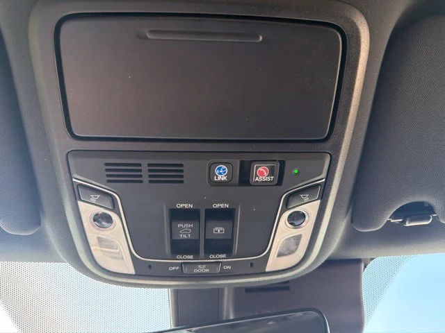 Used 2022 White Honda Black Edition image 39