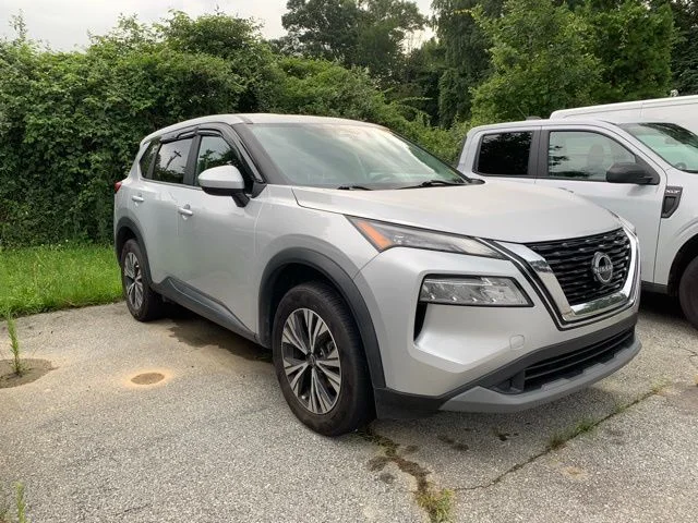 Used 2023 Brilliant Silver Metallic Nissan SV image 2