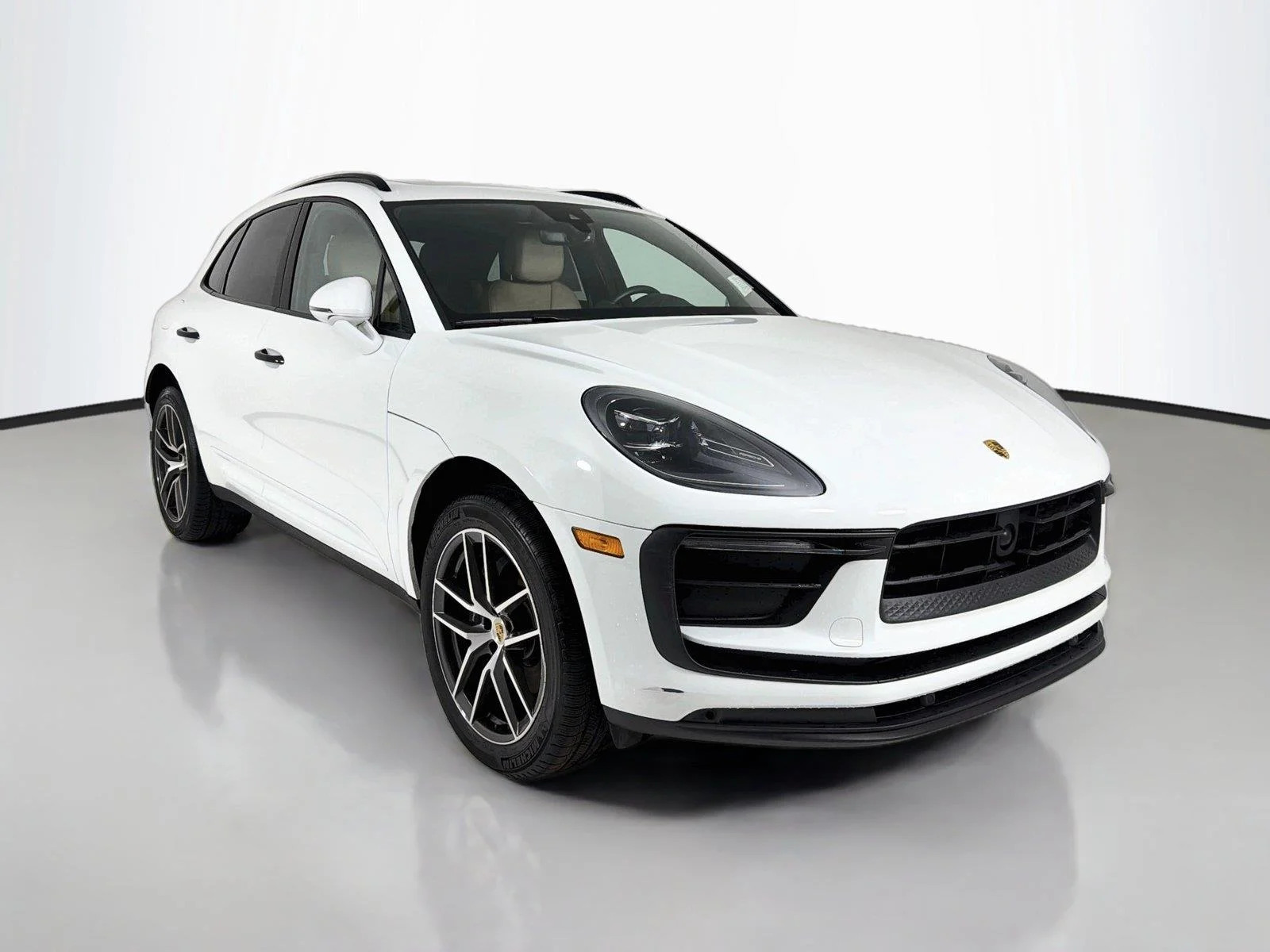 Used 2023 White Porsche  image 31