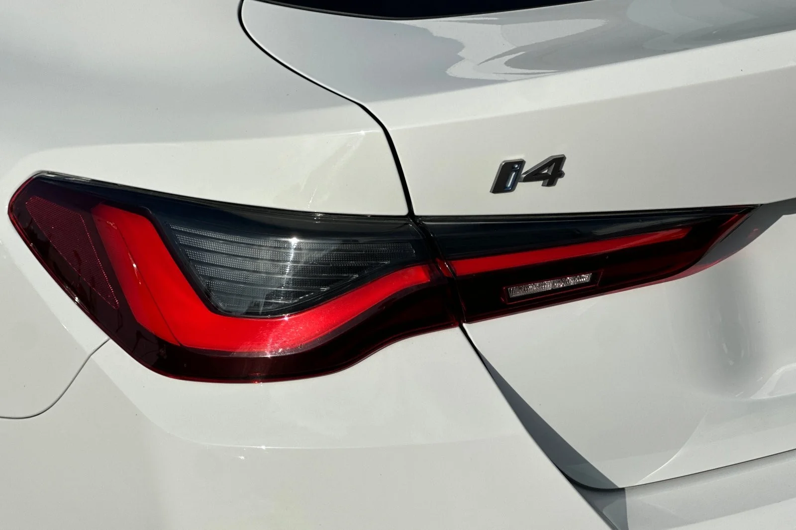 Certified Used 2023 Alpine White BMW M50 image 26