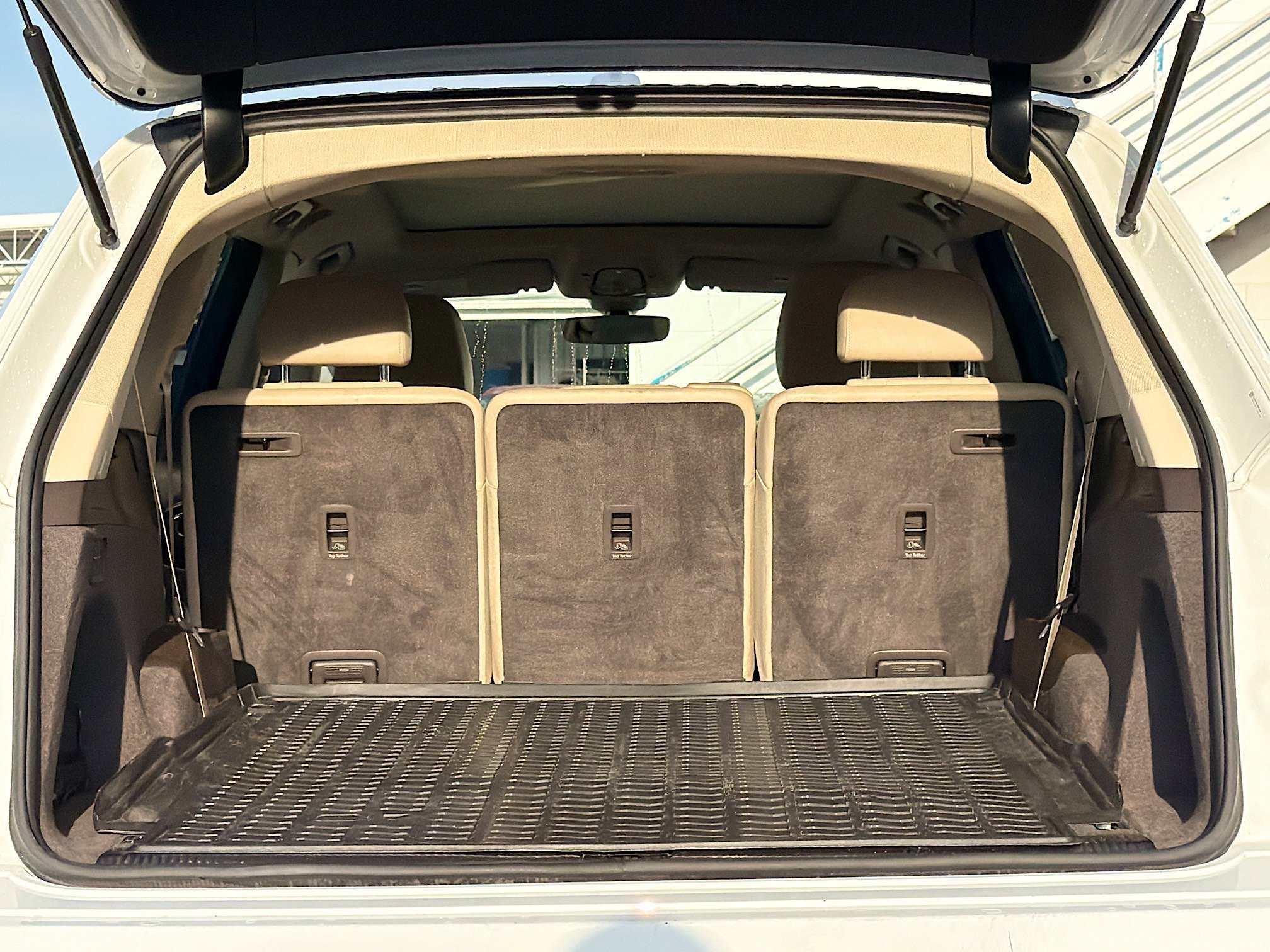 Used 2019 Glacier White Audi Premium Plus image 11