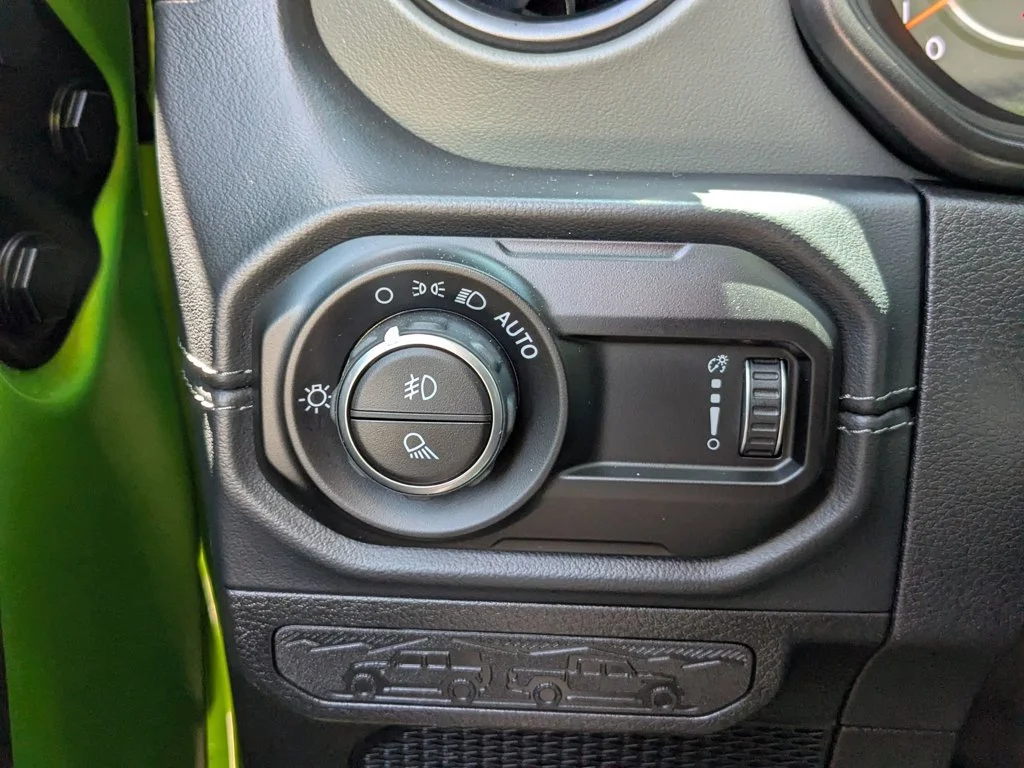Used 2025 Mojito Jeep Mojave X image 21