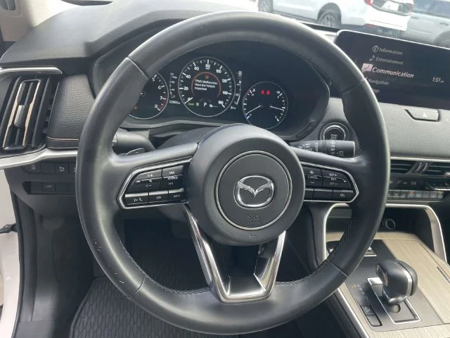 Certified Used 2025 White Mazda 3.3 Turbo Preferred image 18