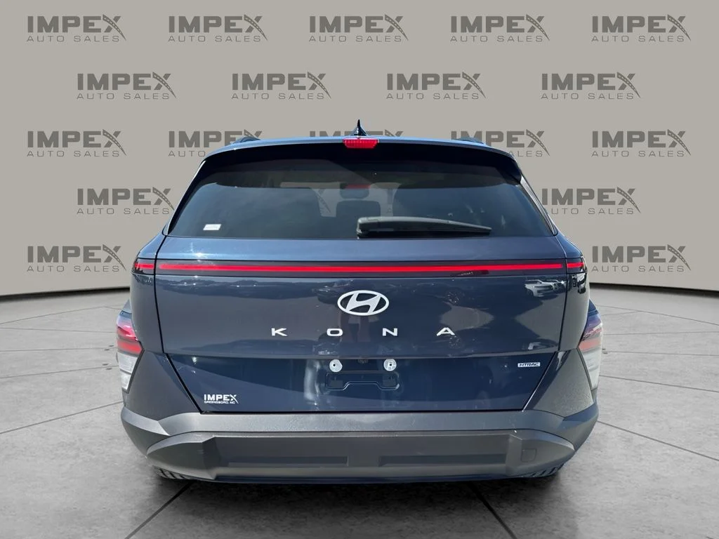 Used 2024 Blue Hyundai SEL image 4