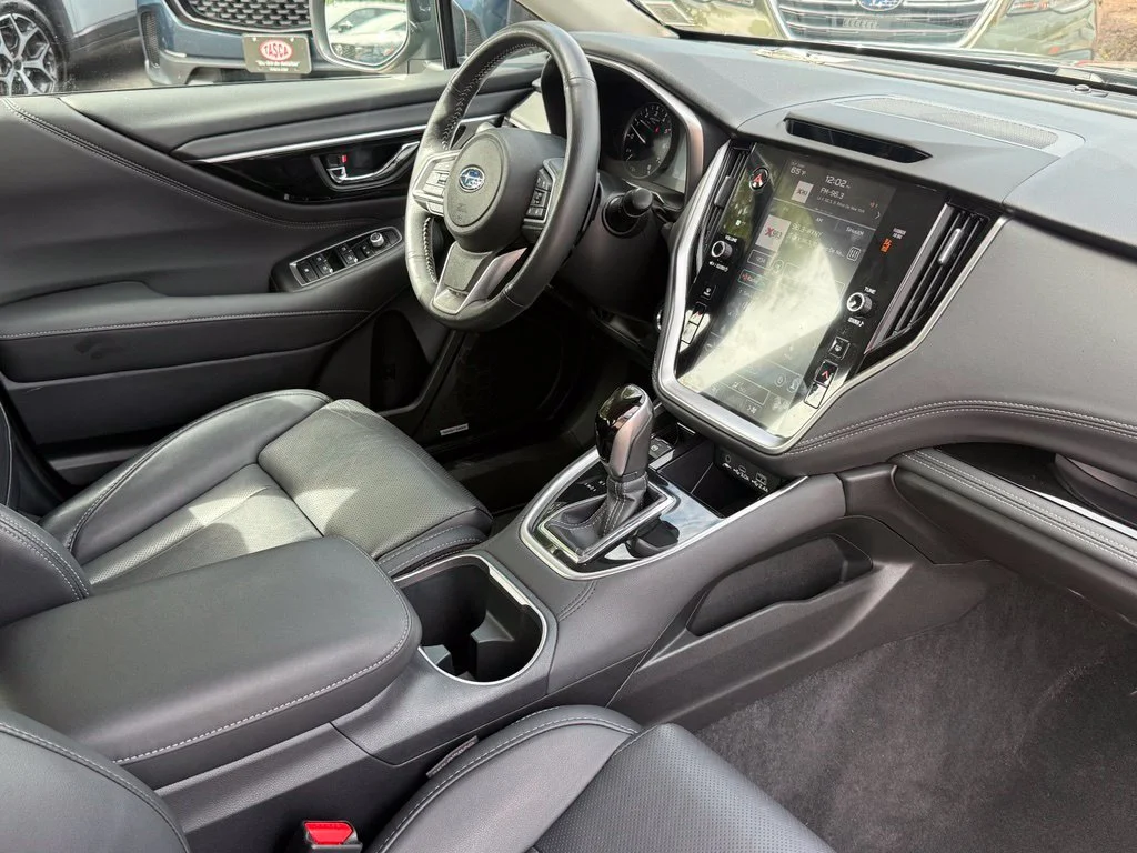 Used 2025 Magnetite Gray Metallic Subaru Limited image 28