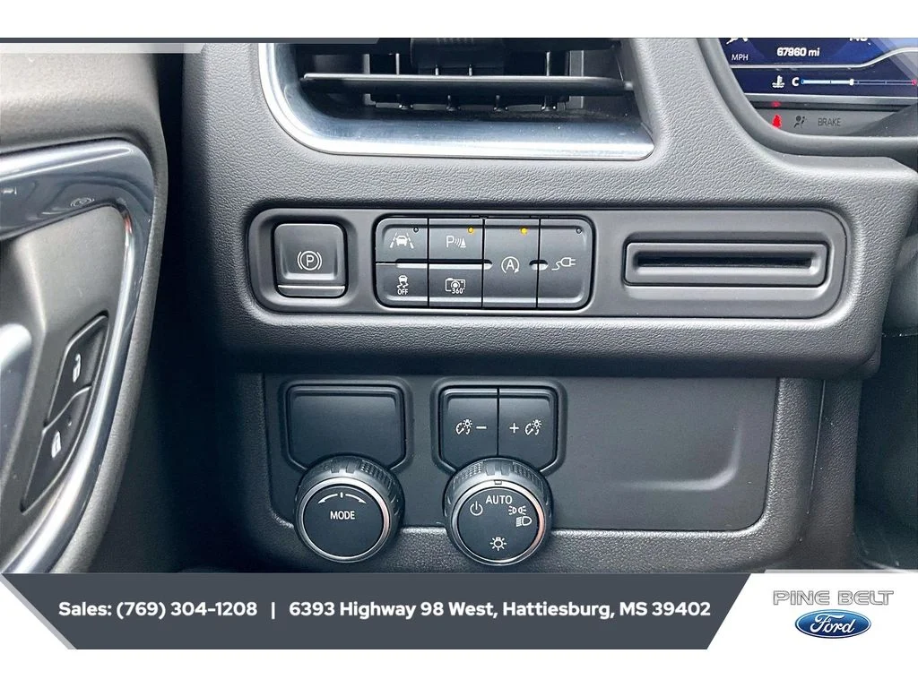 Used 2022 Auburn Metallic Chevrolet RST image 23