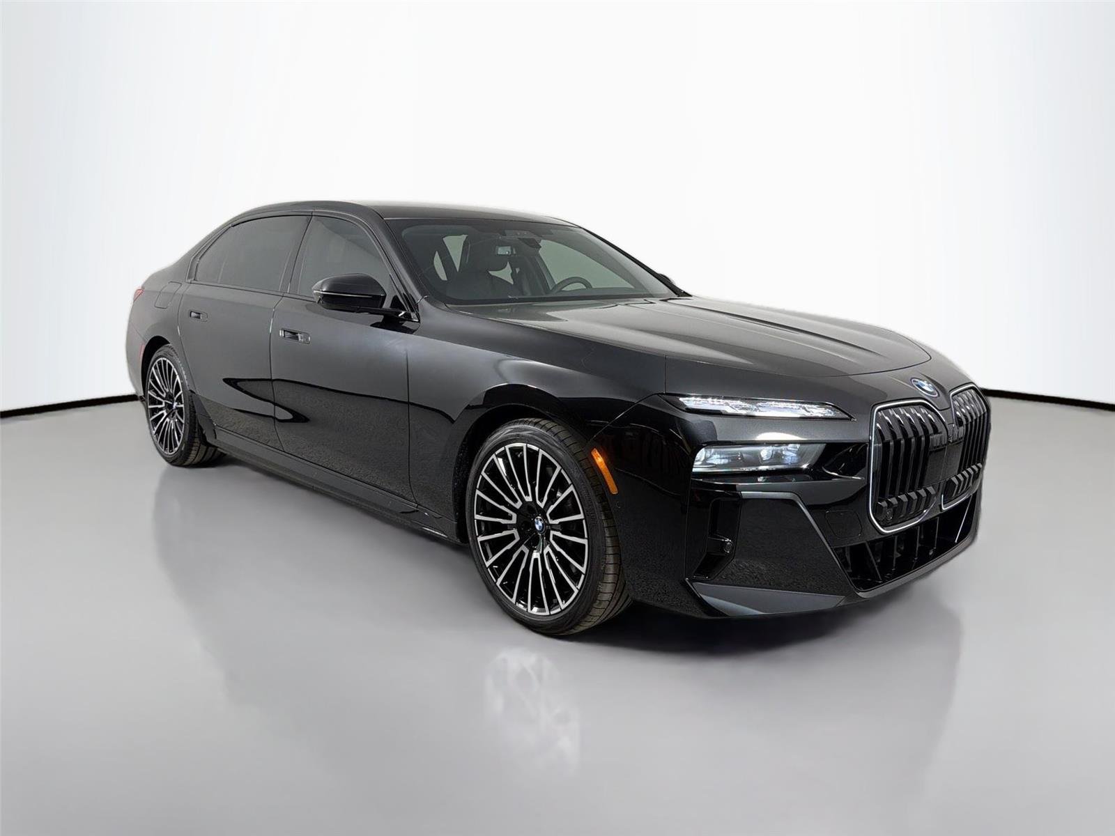 New 2026 Black Sapphire Metallic BMW xDrive60 image 5
