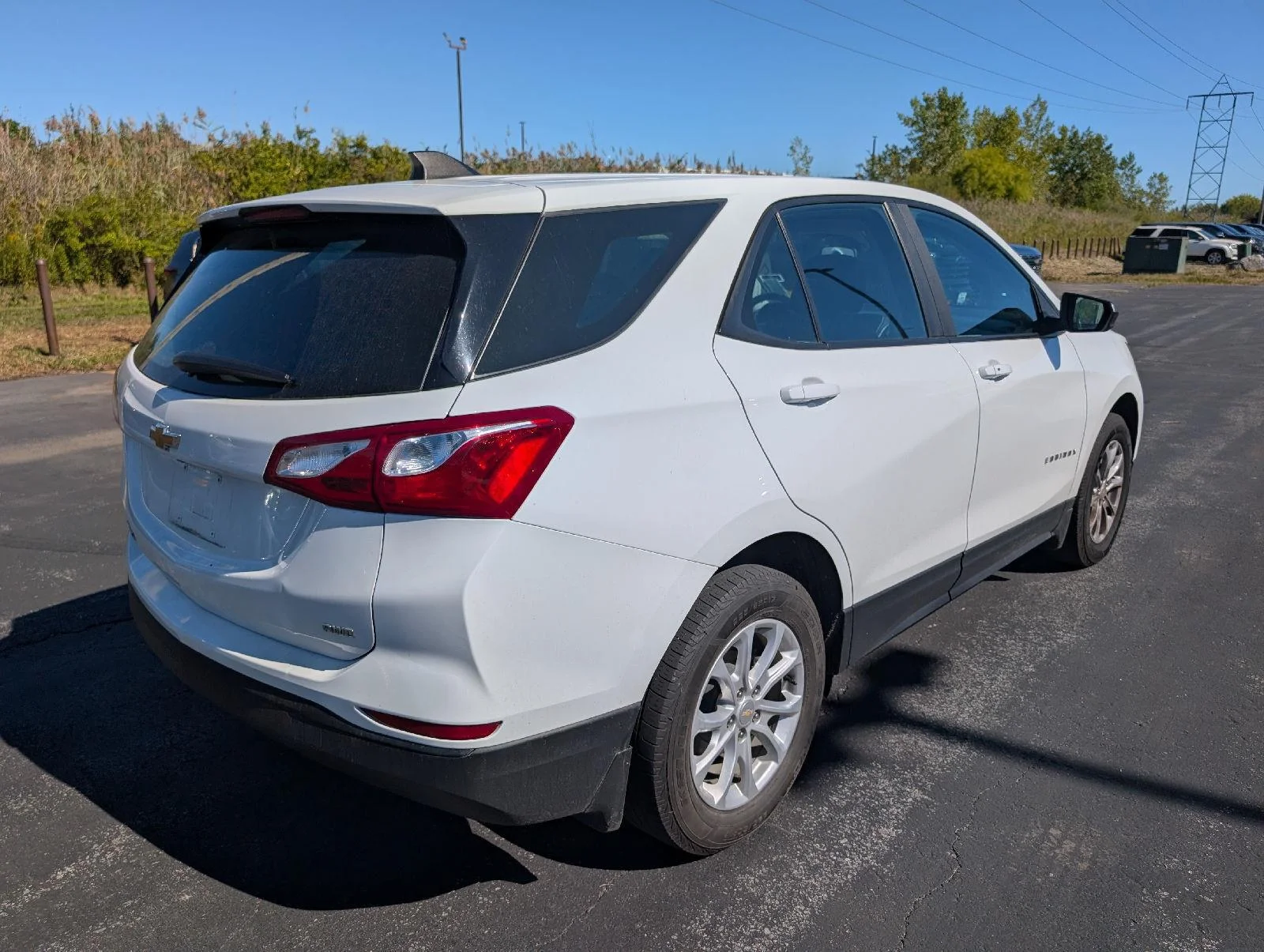 Used 2021 Summit White Chevrolet LS image 8