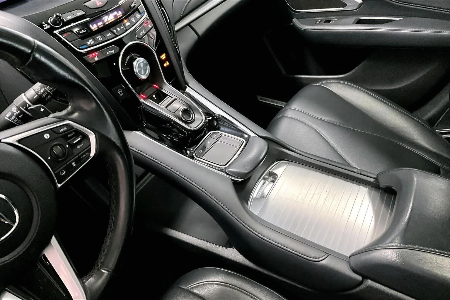 Used 2019 Lunar Silver Metallic Acura  image 14