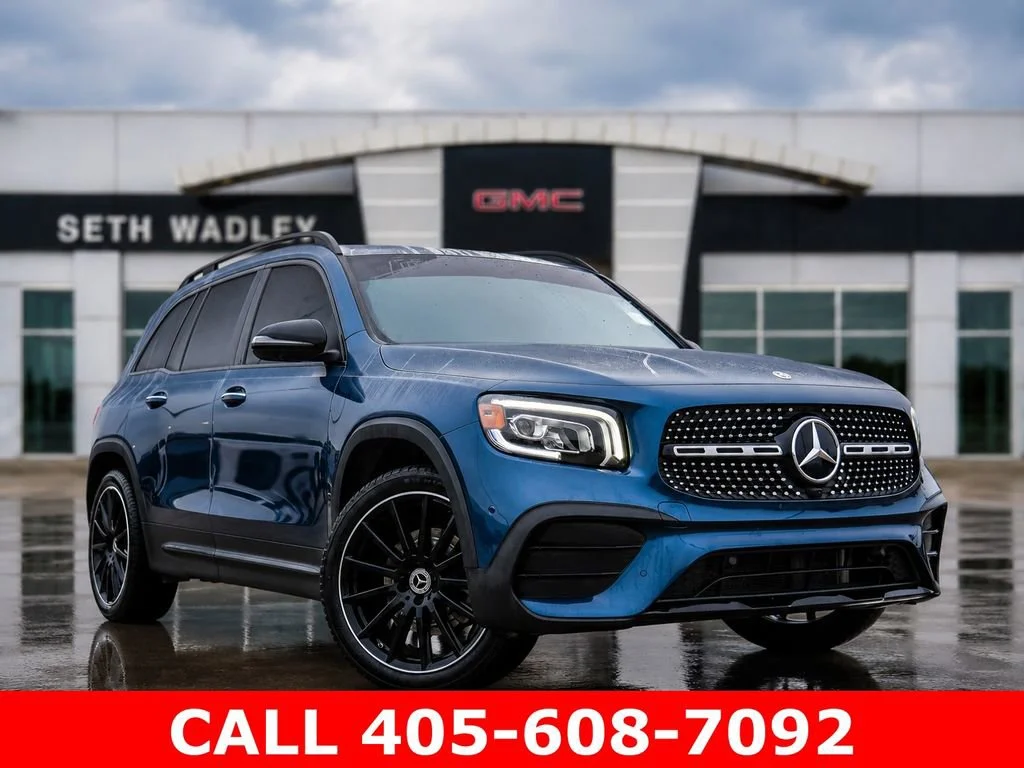 Used 2021 Blue Mercedes-Benz GLB 250 image 1