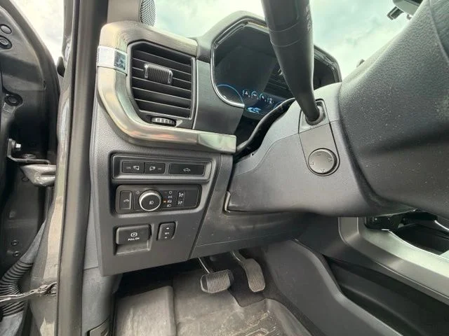 Used 2021 Gray Ford Lariat image 13