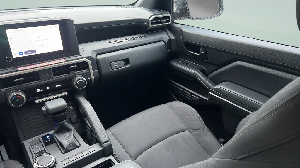 Certified Used 2025 Silver Toyota SR image 13