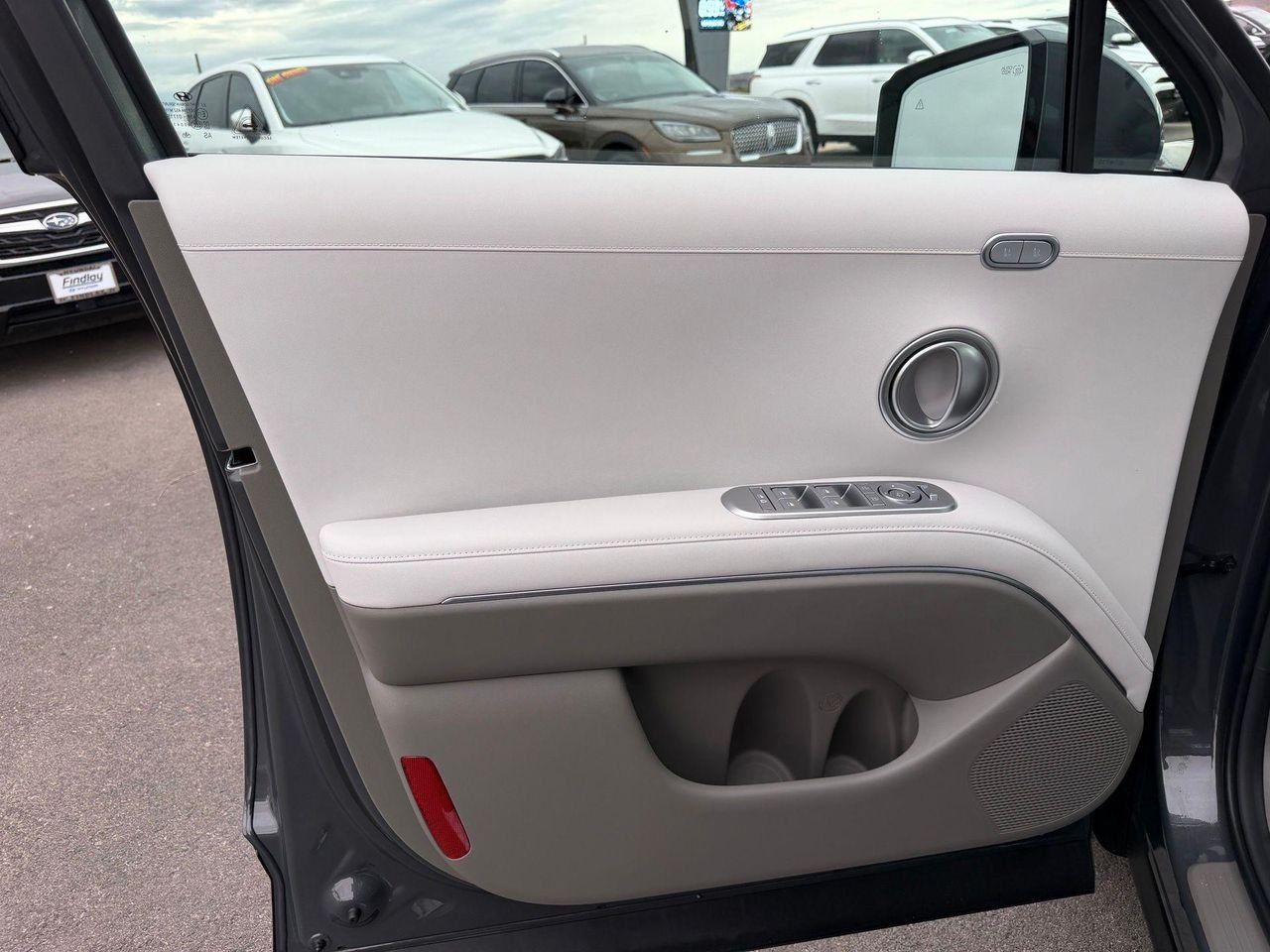 New 2027  Hyundai Limited image 33