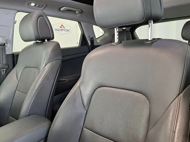 Used 2018 Silver Hyundai Limited image 25