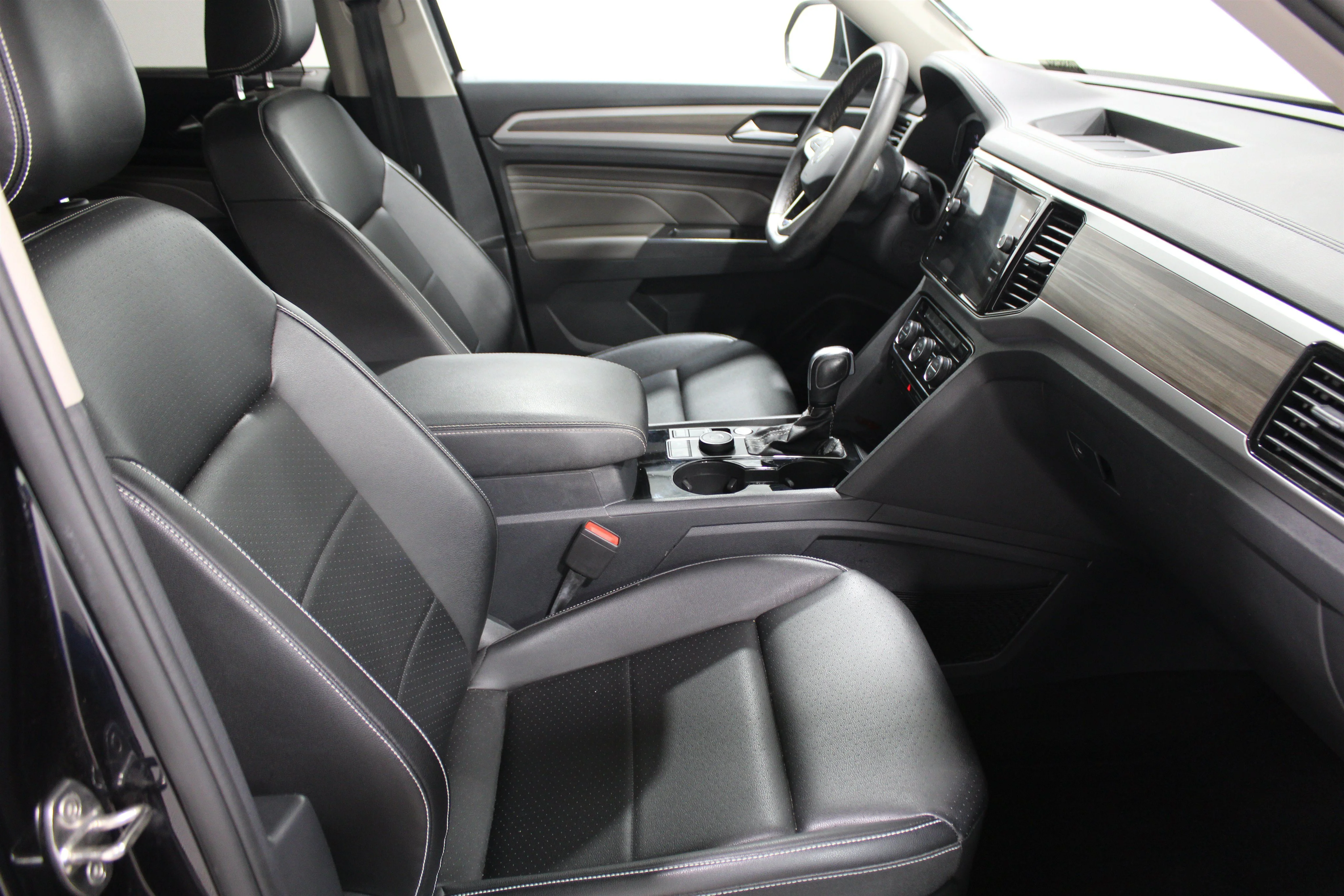 2023 Volkswagen Atlas SEL - Photo 27
