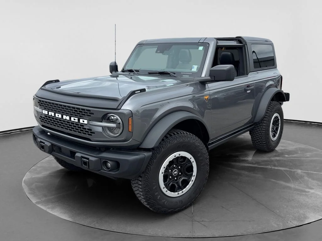 Used 2023 Gray Ford Badlands image 45