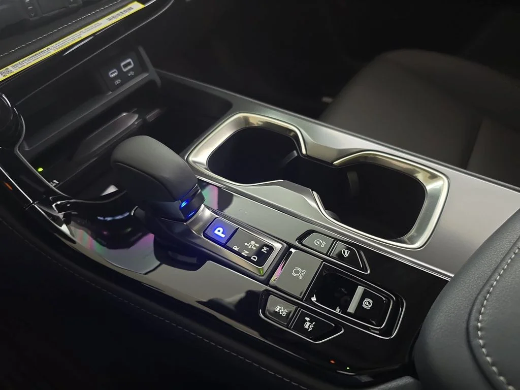 New 2026 Atomic Silver Lexus PREMIUM image 24