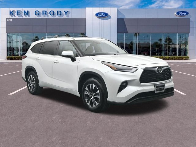 2023 Toyota Highlander XLE