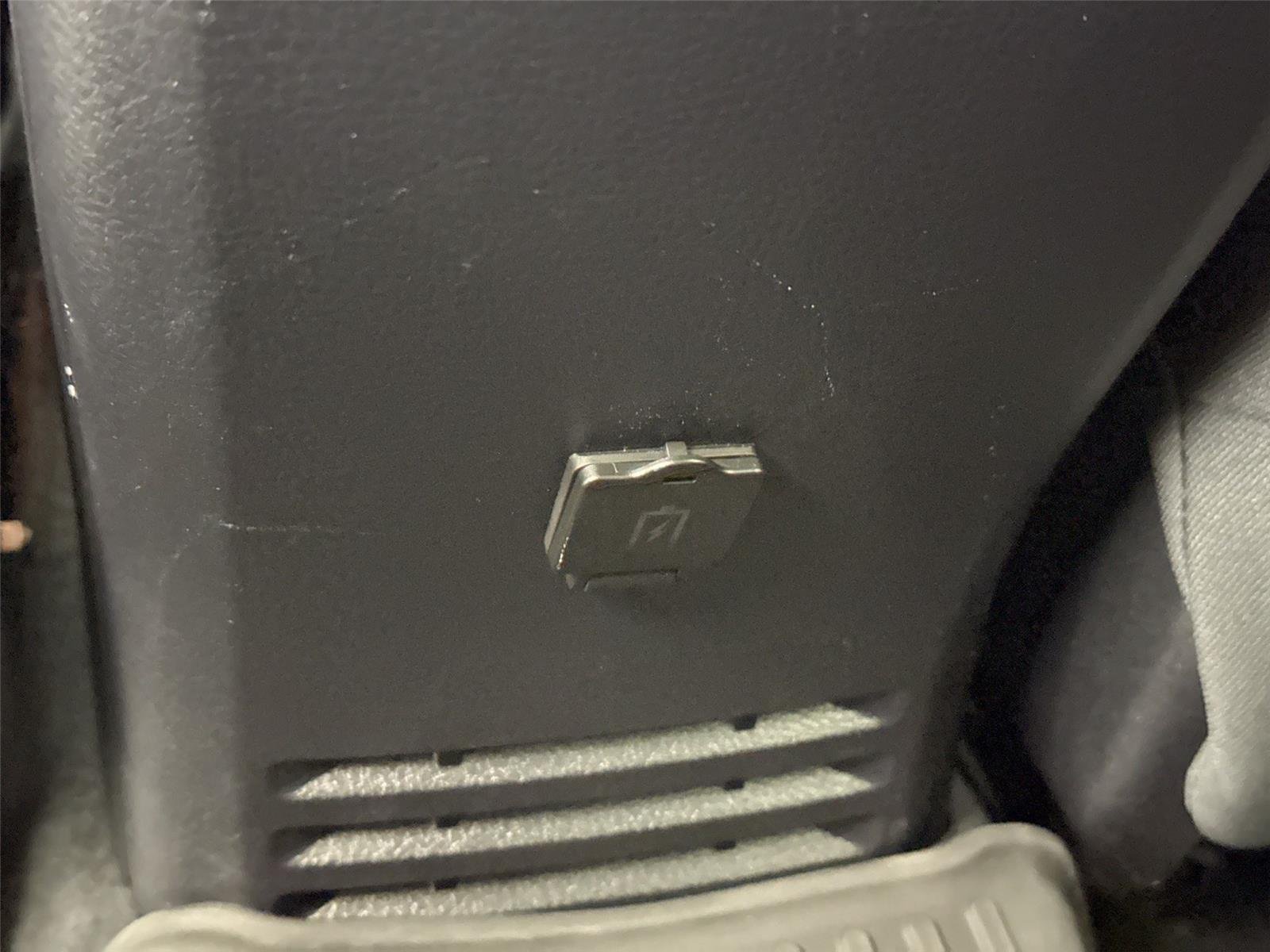 Certified Used 2023 Ice Cap Toyota SR5 image 35