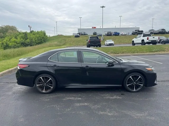 Used 2018 Toyota Camry XSE with VIN 4T1B61HK2JU501738 for sale in Dry Ridge, KY