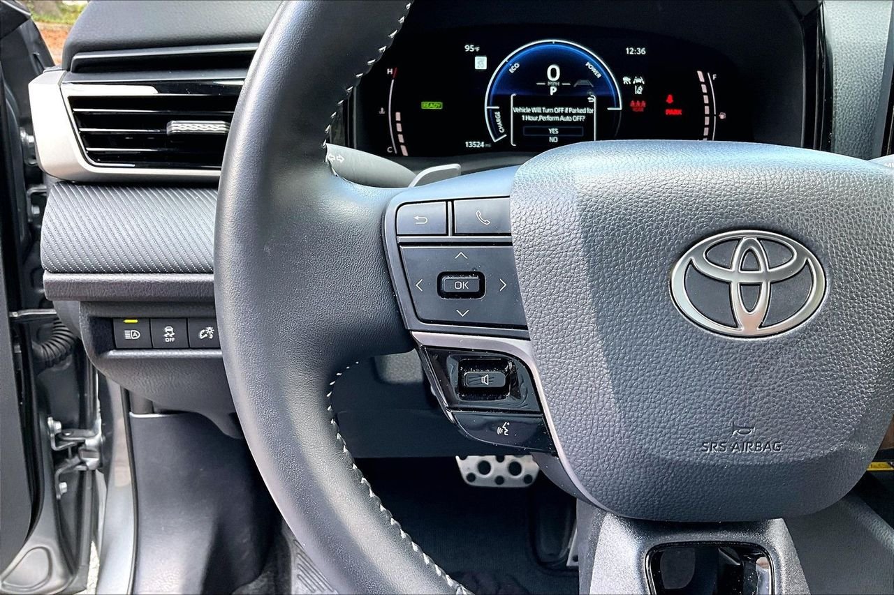 Certified Used 2025  Toyota SE image 10