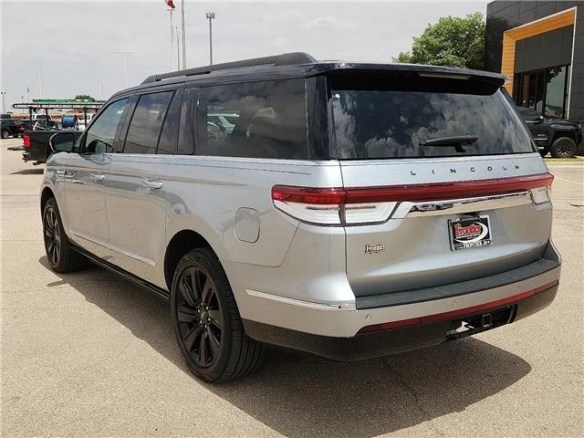 Used 2023 Silver Radiance Lincoln Black Label 4x4 image 3