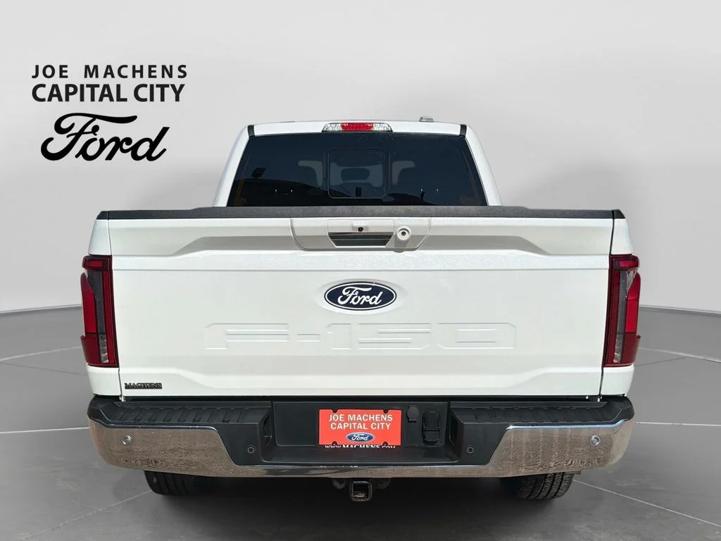 Used 2024 Star White Ford Lariat image 6