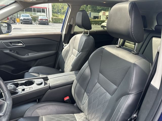 Used 2023 Blue Nissan Platinum image 15